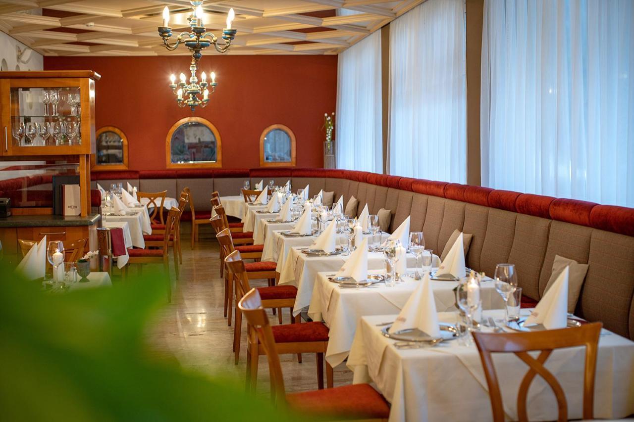 Latini 4*