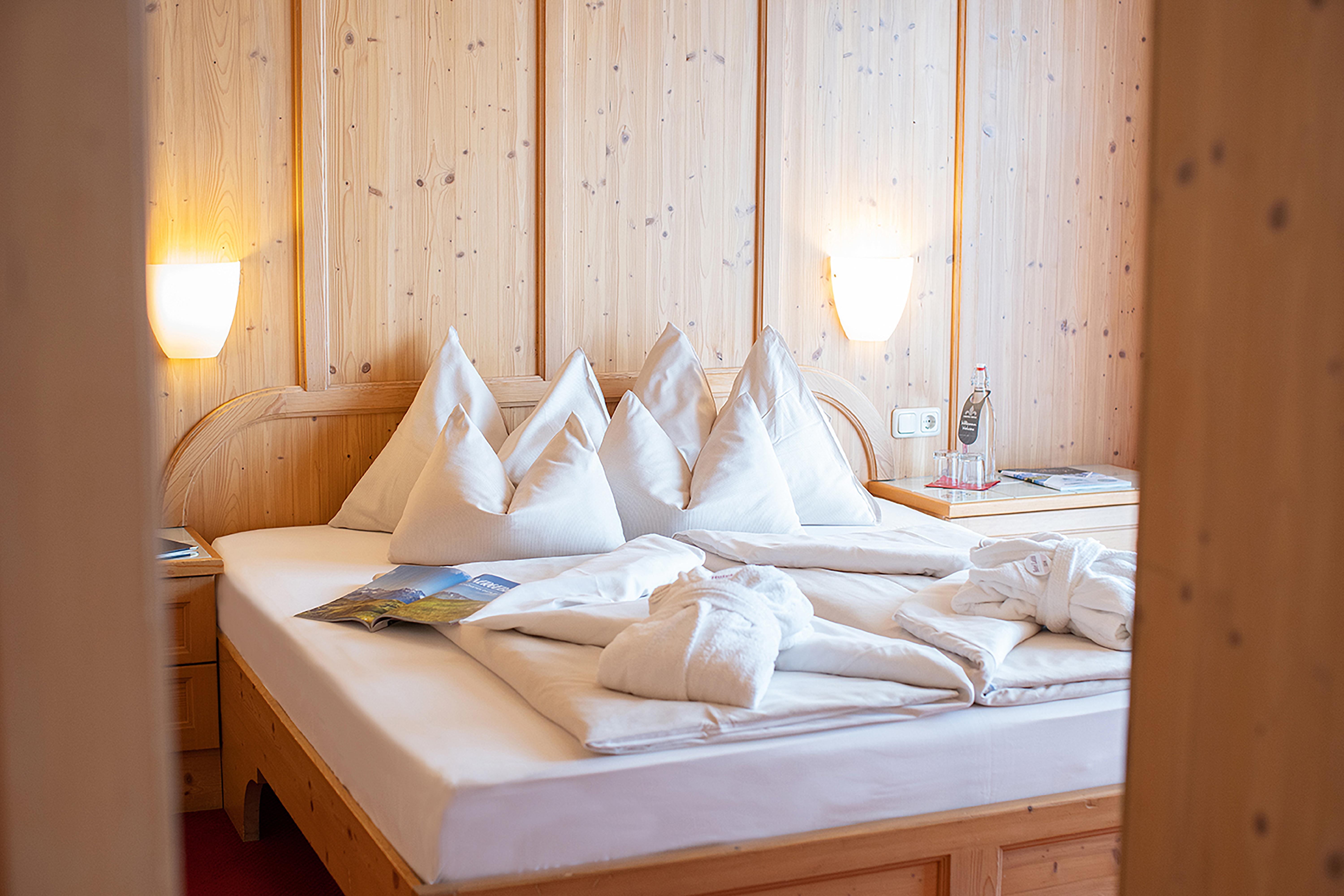 Latini Hotel 4*